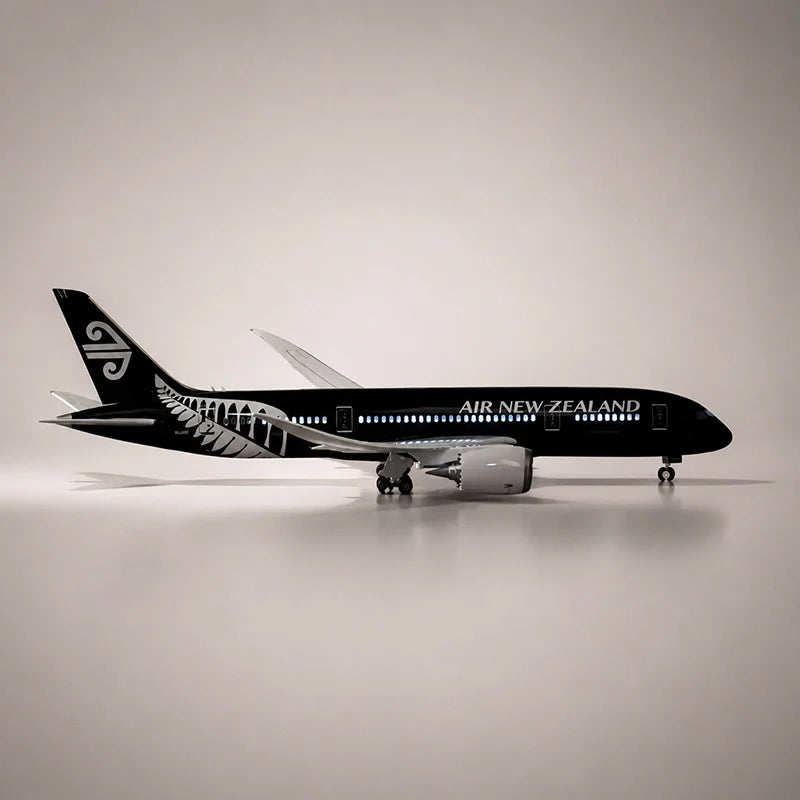 Air New Zealand Boeing 787 1:130 Scale Model