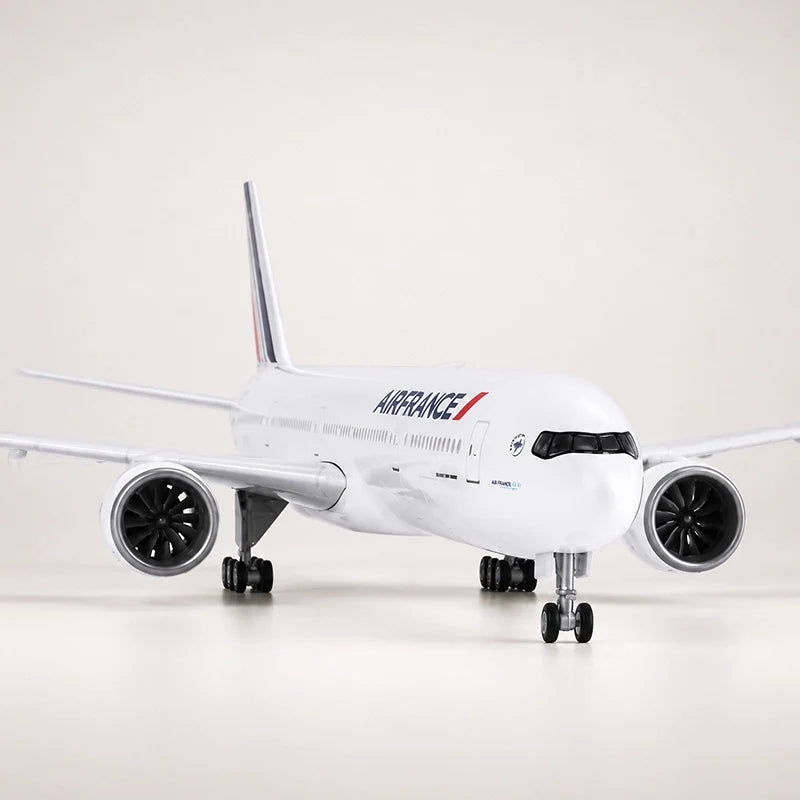 Air France Boeing 777-300ER 1:157 Scale Model
