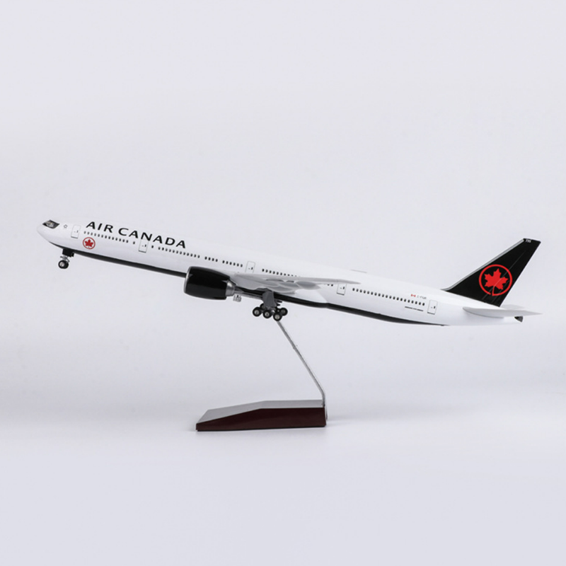 XL Air Canada Boeing 777