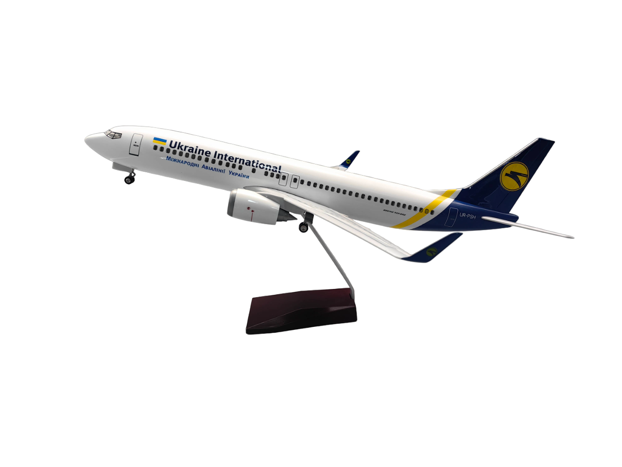 XL Ukraine International Boeing 737