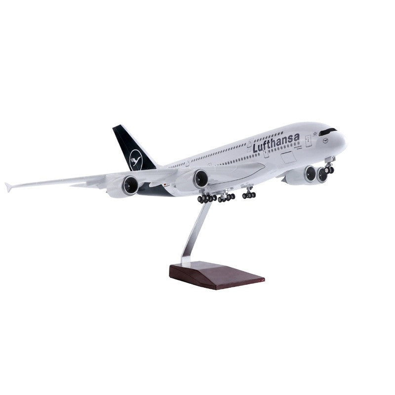 XL Lufthansa Airbus A380